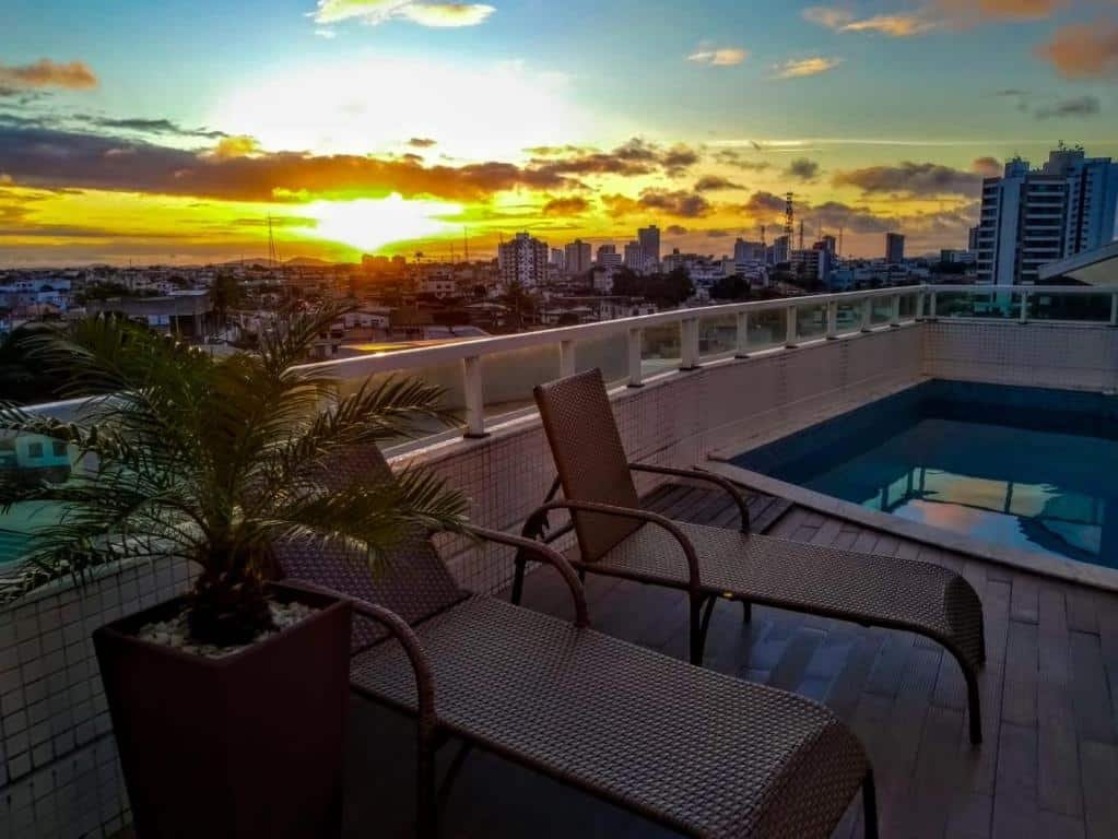 Vista da área de lazer em Atmosfera Hotel.