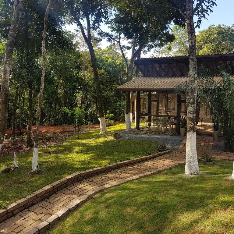 vista da entrada da pousada Bosque São Francisco na Chapada dos Guimarães