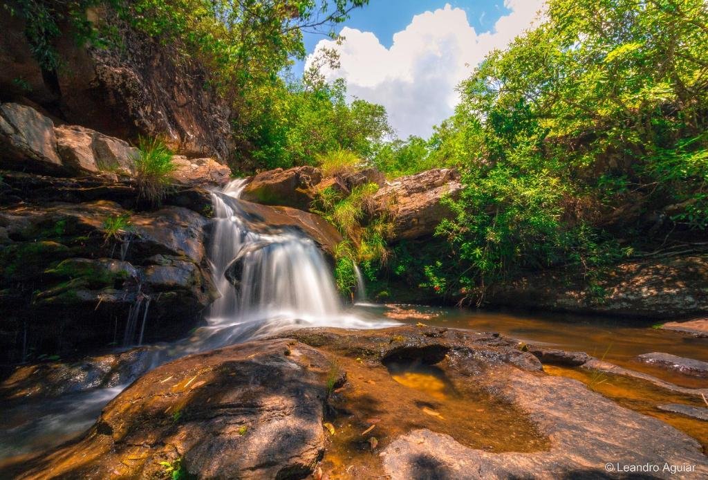Vista da cachoeira do poço na Pousada Mirante do Cerrado