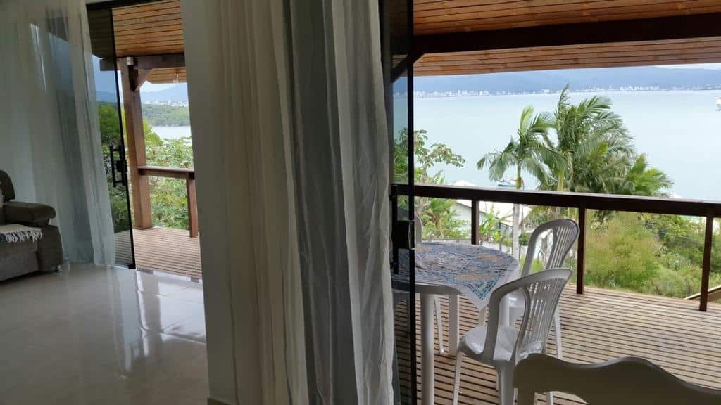Uma das pousadas em Porto Belo SC