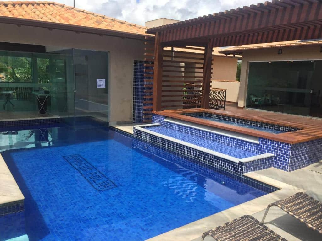 Piscina na Pousada Kanto da Ilha Suites