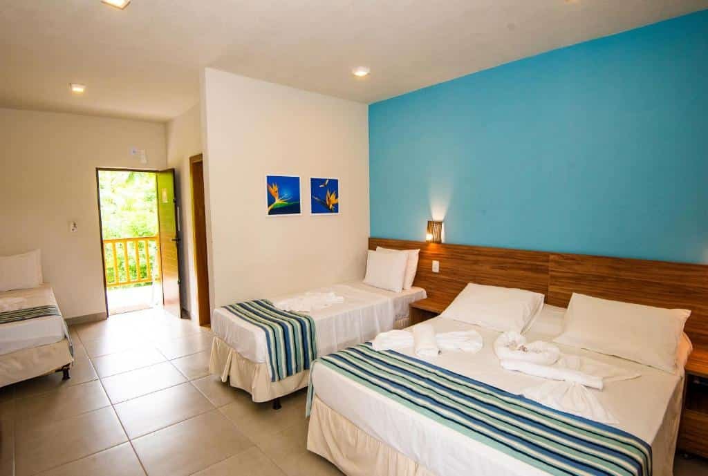 Quarto da Pousada Tropicarim, uma das dicas de pousadas na Linha Verde na Bahia