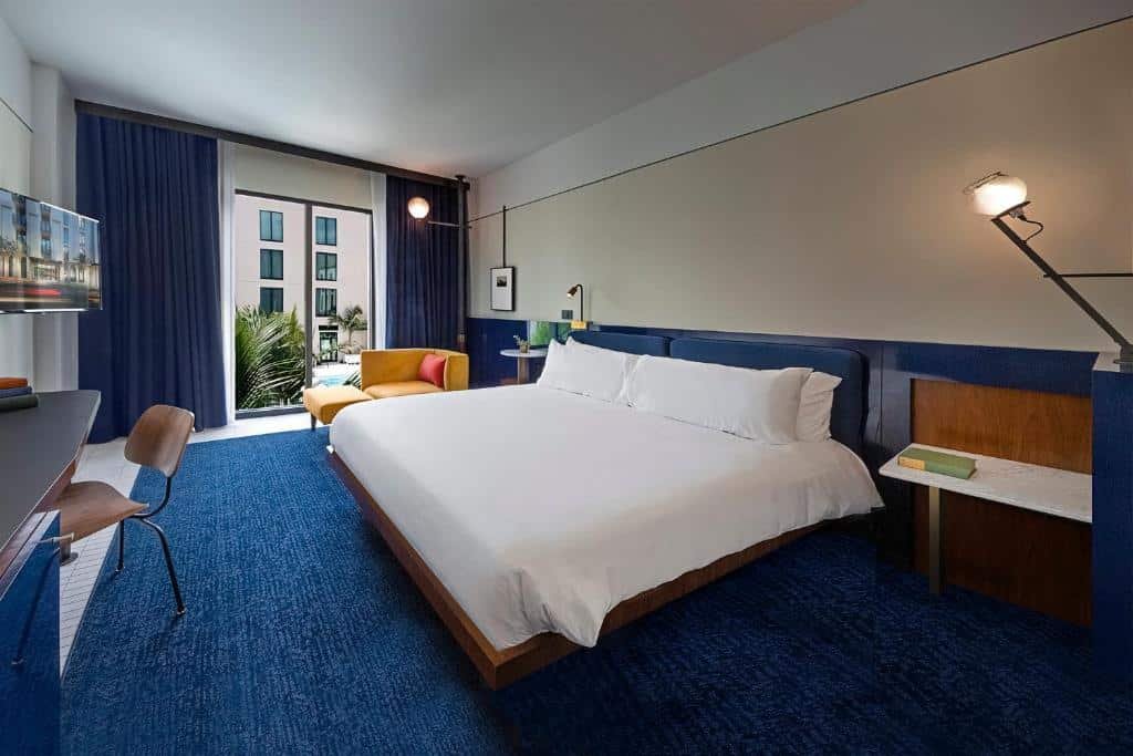 quarto do Hotel Haya em Tampa