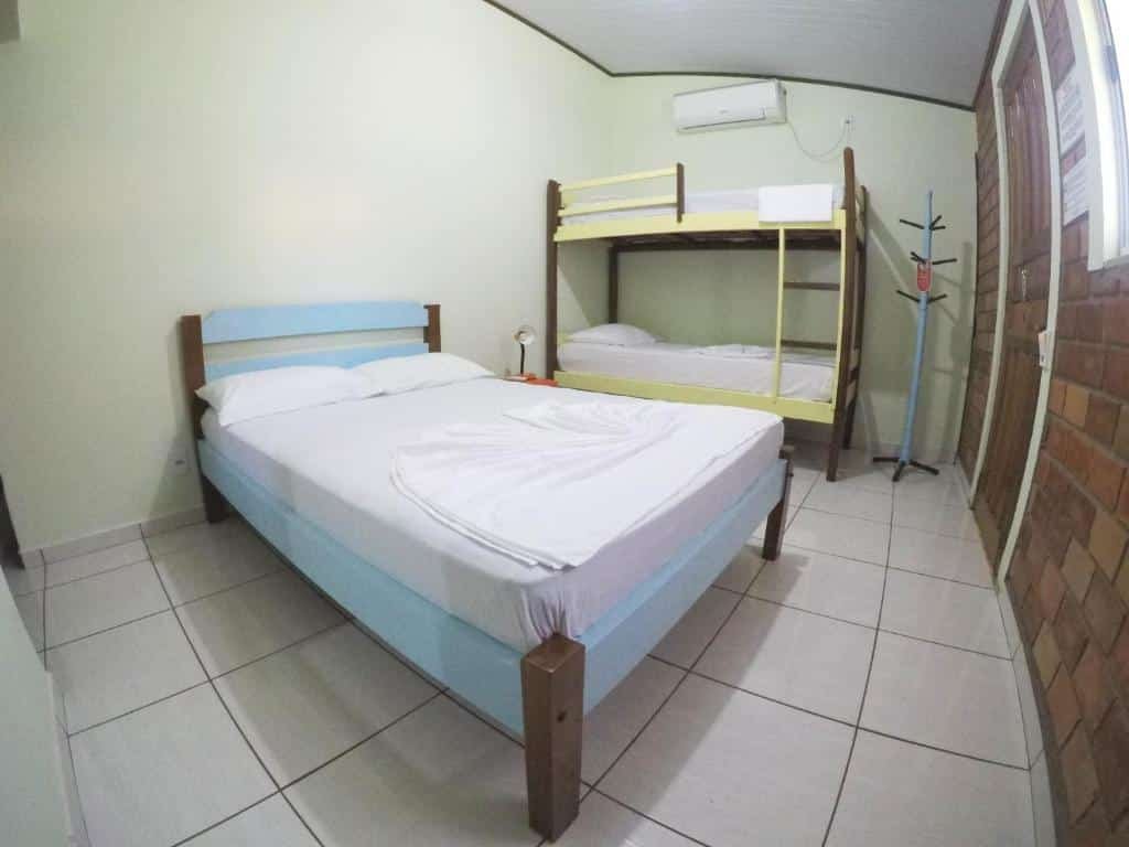 HI Hostel Suites