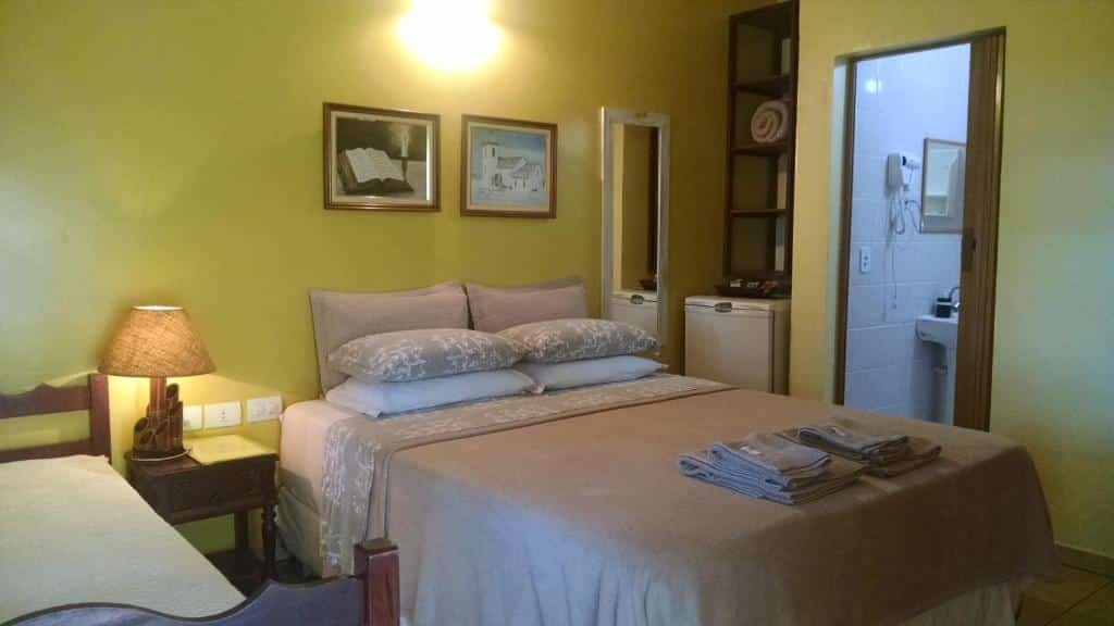 quarto da Pousada Enseada das Conchas