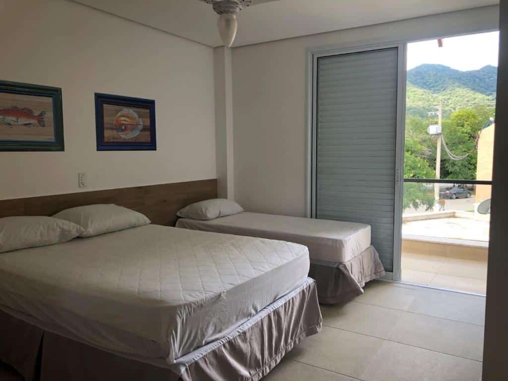 Quarto da Casa na Praia maravilhosa de Juquehy com varanda.