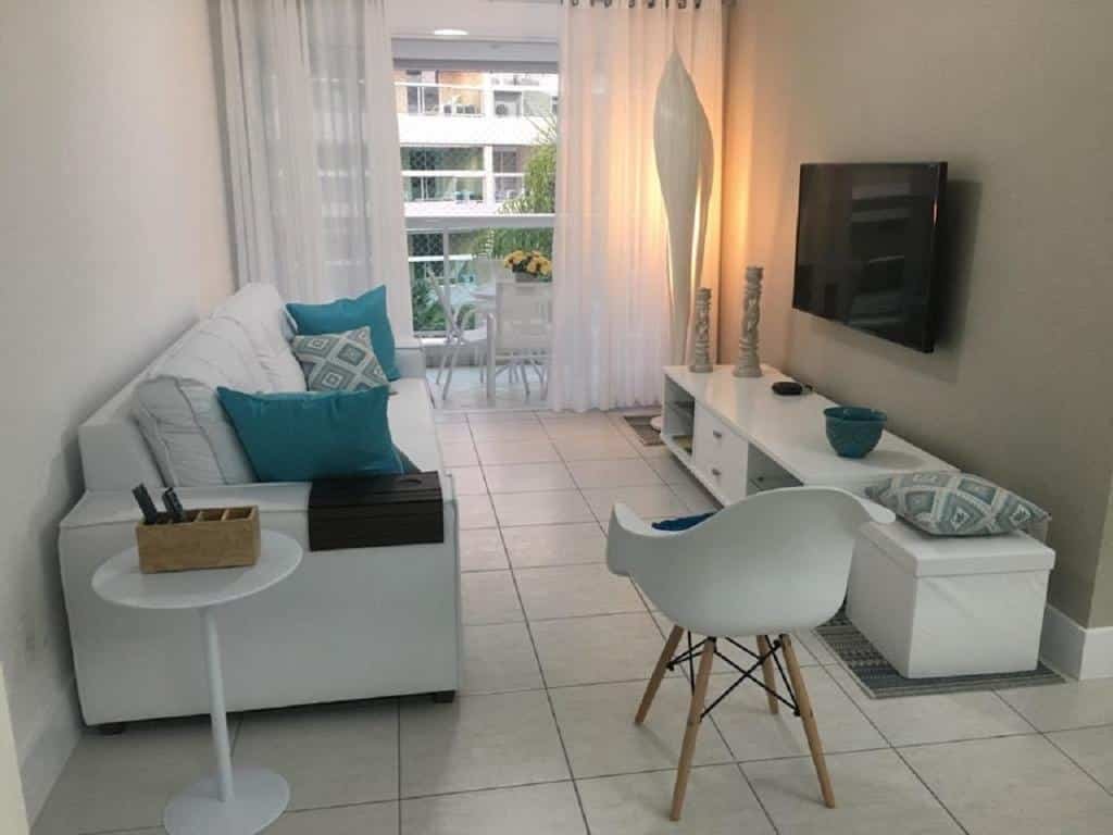 sala com varanda do Apartamento Riviera Ilha da Madeira
