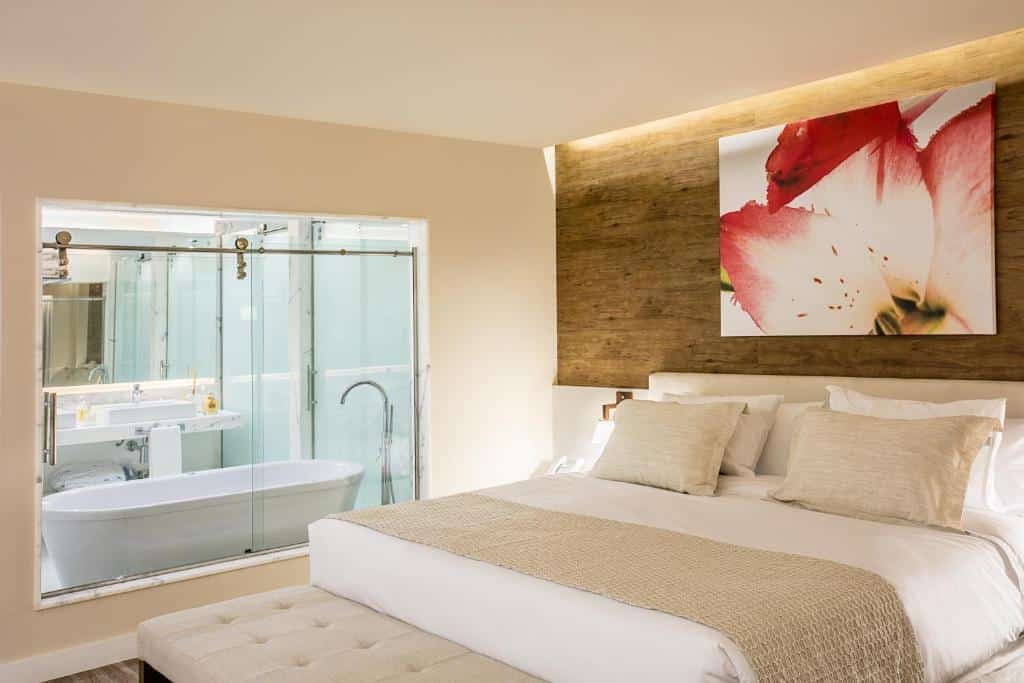 suíte da Vogue Square Fashion Hotel by Lenny Niemeyer